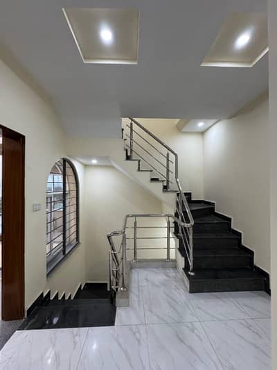 Luxury Ultra-Modern Brand New 5 Marla House For Rent | Prime Location |
