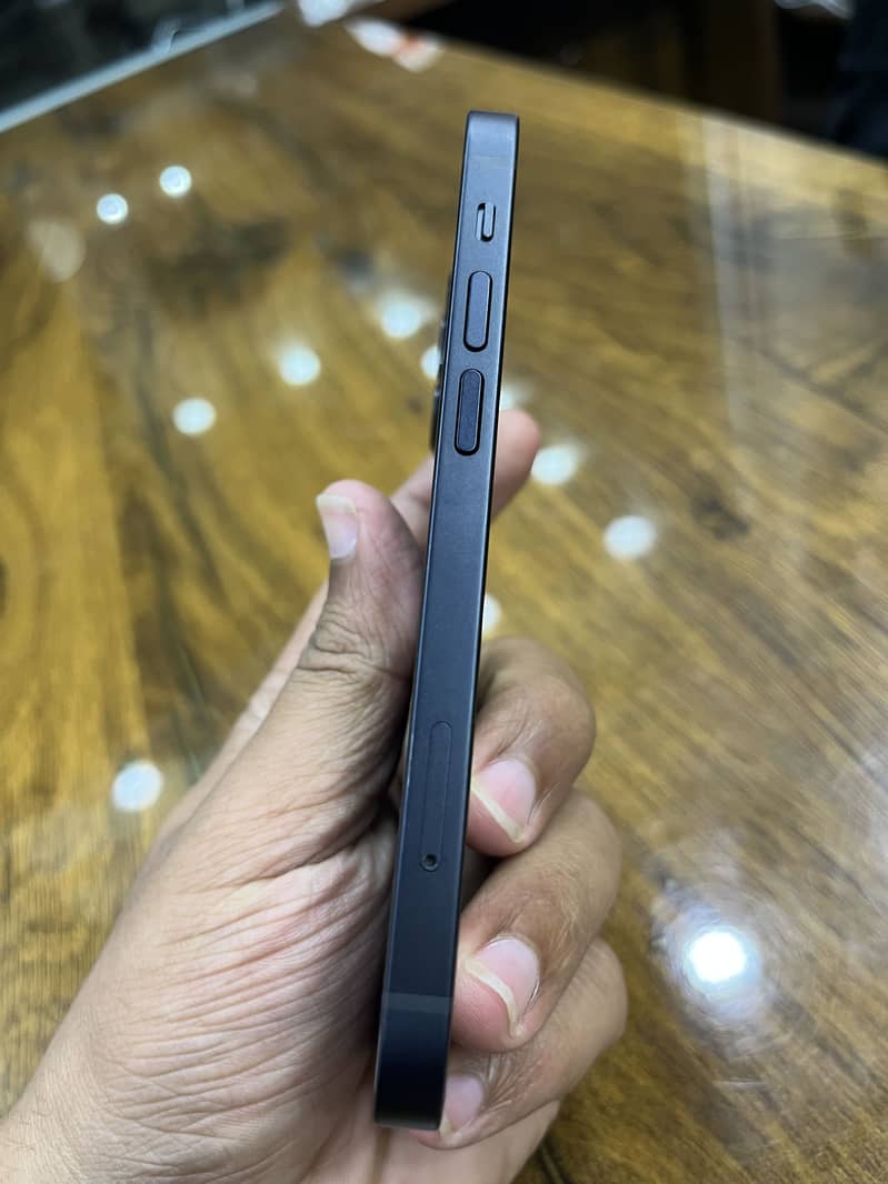 iPhone 12 mini 2