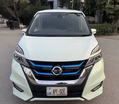 Nissan Serena E-power Highway star