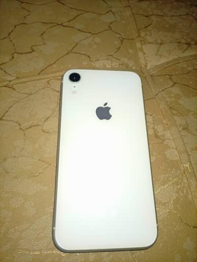 iphone XR sealed pack icloud locked