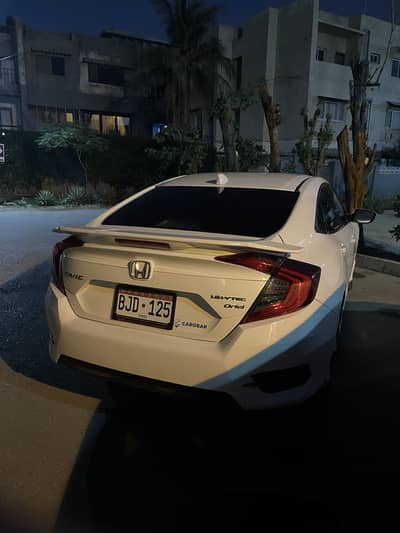 Honda Civic x 2017 1.8 Oriel