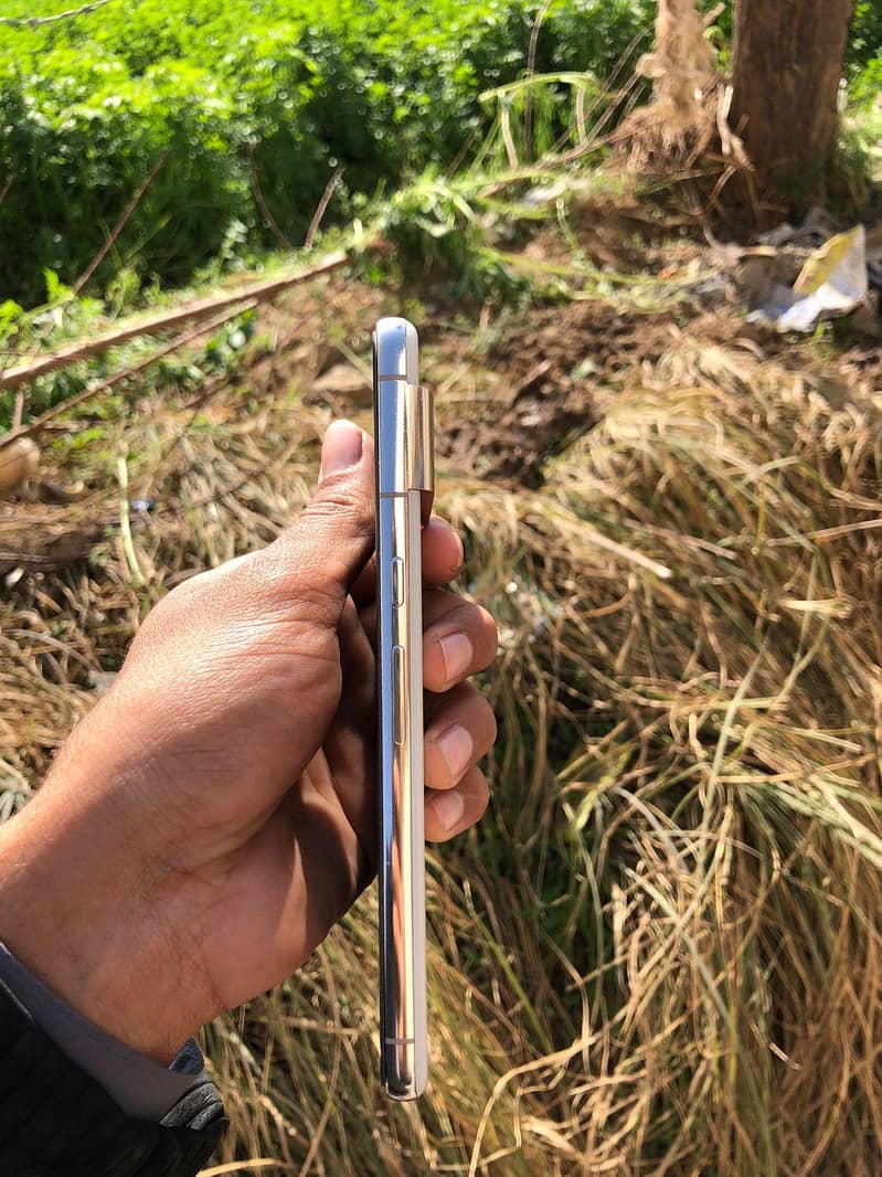 google pixel 8 pro 3