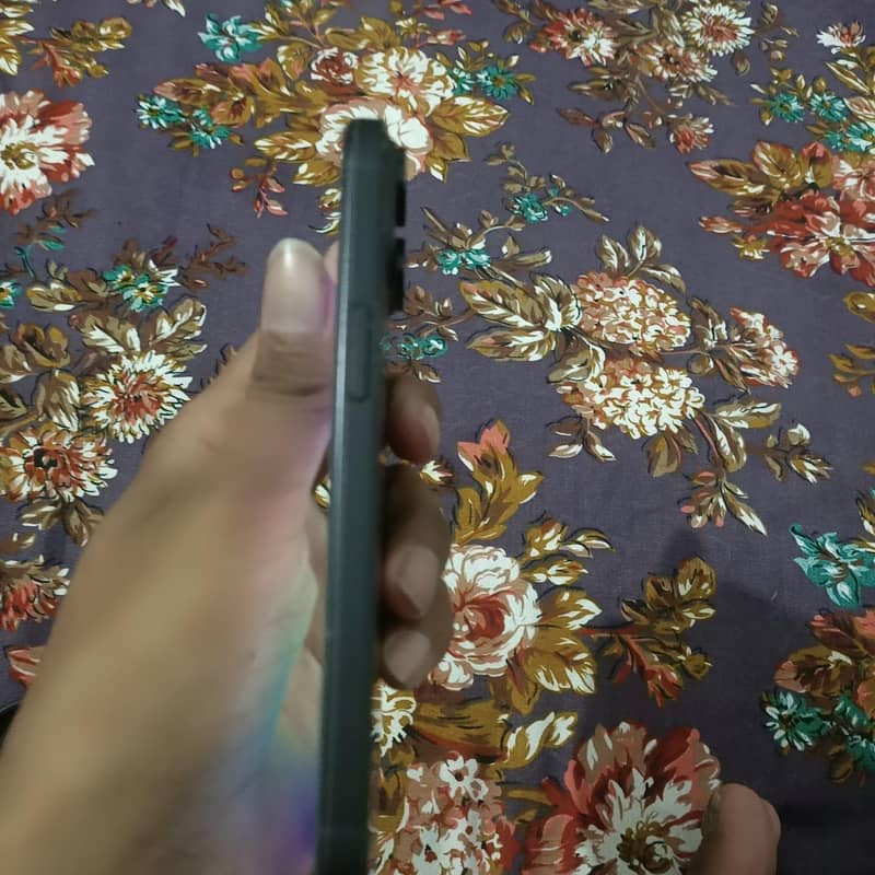 (Iphone 15 simple ) 5