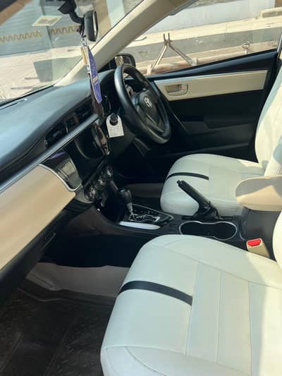 toyota corolla gli automatic  2017