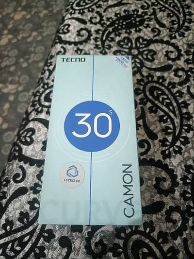 tecno camon 30 s golden color 16.256