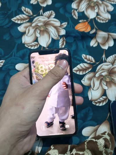 I phone 11 pro pta approved  256 gb