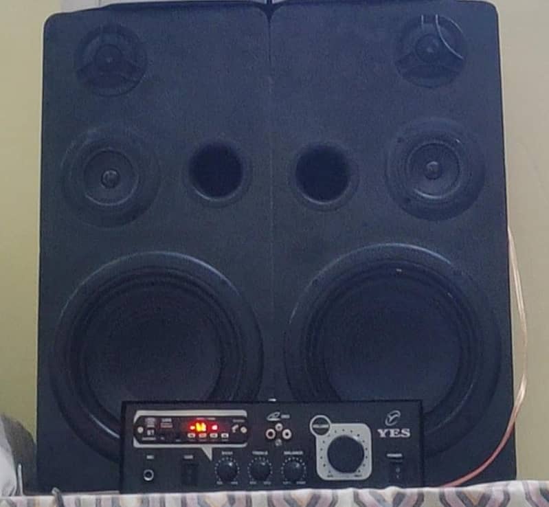 speaker Set 0