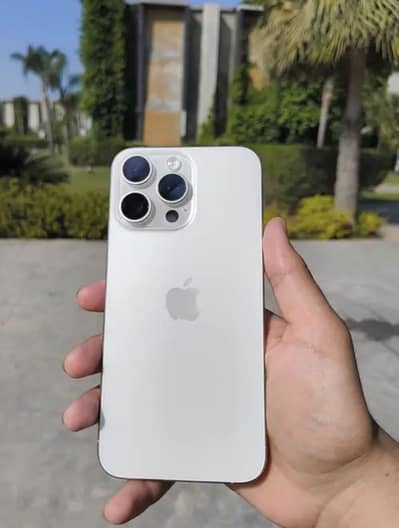 iPhone 15 pro max 256gb factory unlock non pta bettry halt/100 onl kit