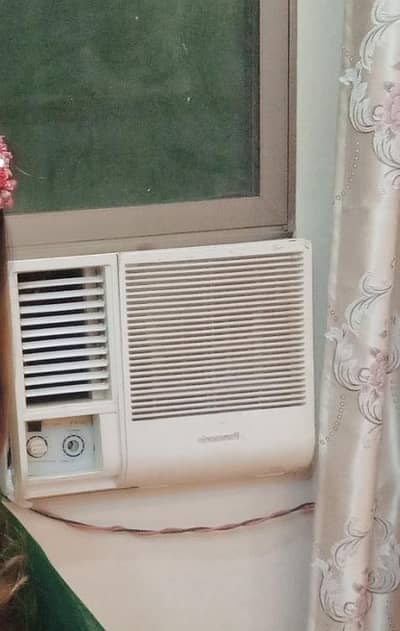 Pel window shipper AC AONE working condition
