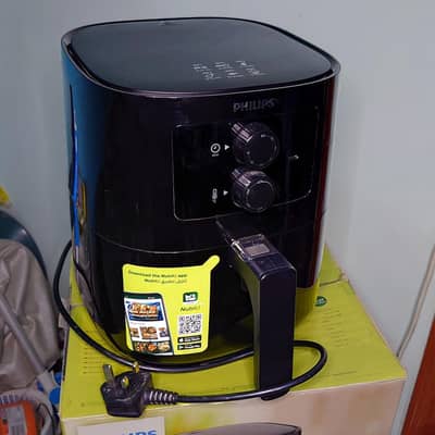 Philips Essential Airfryer HD9200 - 10/10 Condition