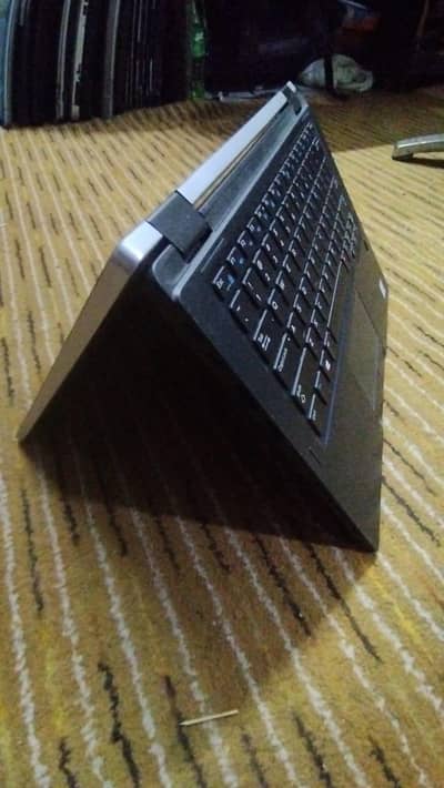 Model Dell 7390