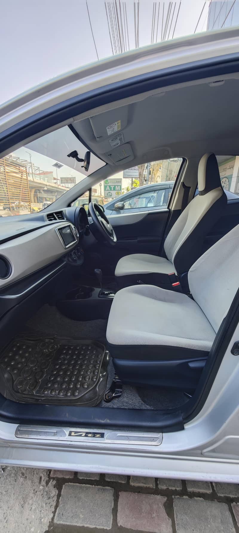 VITZ 2014 JAPNESE AUTOMATIC 8