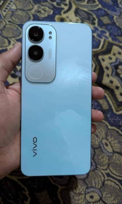 VIVO y19s 6 Ram 128 Rom pata approved condition 10/10