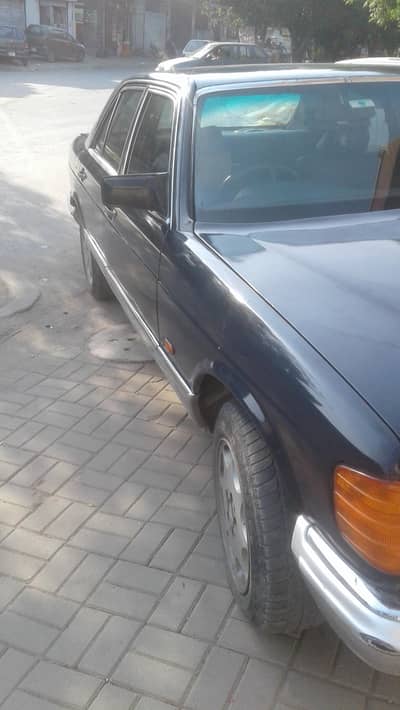 Mercedes Benz 280SE W126