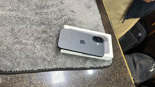 Iphone16 jv 10/10 128 gb mint cond in warranty till dec26 100BH