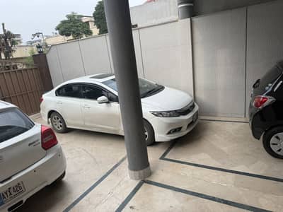 Honda Civic 2015 UG full option