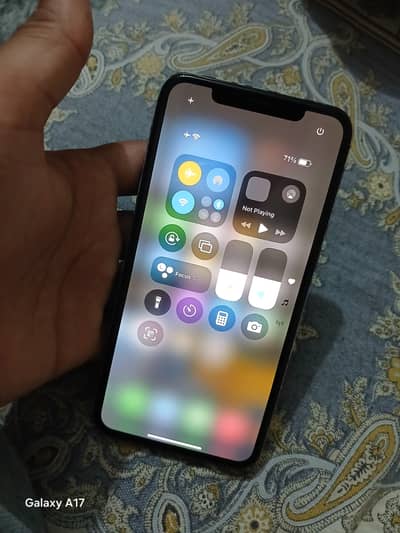 iphone xs max whatsaap 03165364447