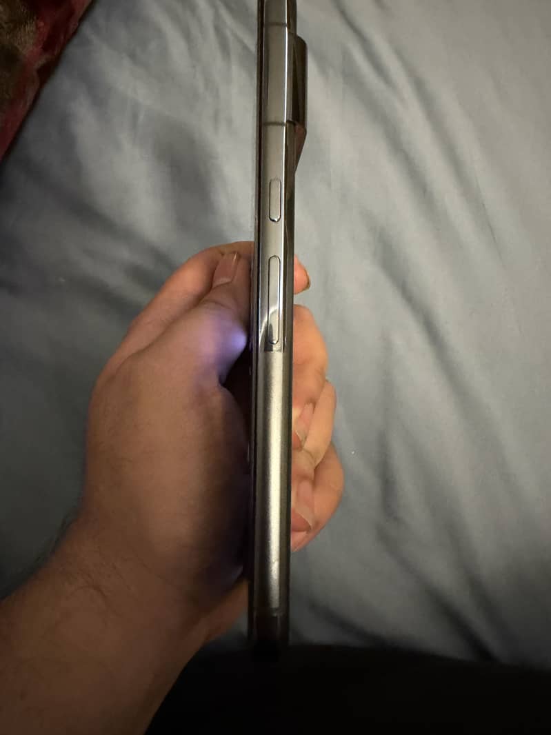 google pixel 8 pro 2