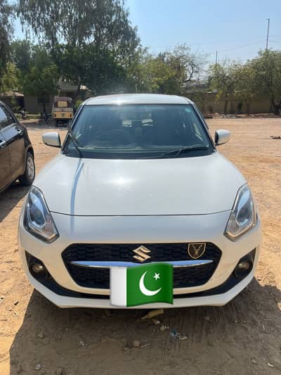 Suzuki Swift GLX CVT