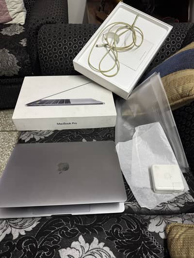 Macbook Pro 2018 touch Bar 512gb