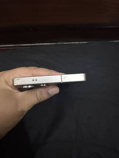 Samsung S25 Ultra 12/512 GB NON PTA