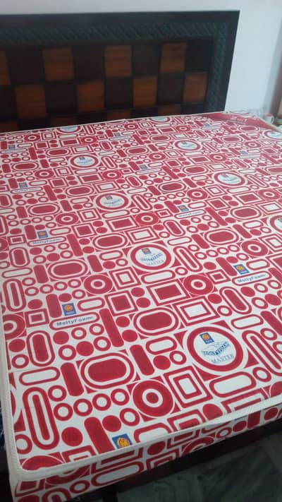 Molty foam King size metress 6" thikness