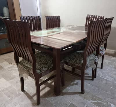 6 seater wooden Dining table