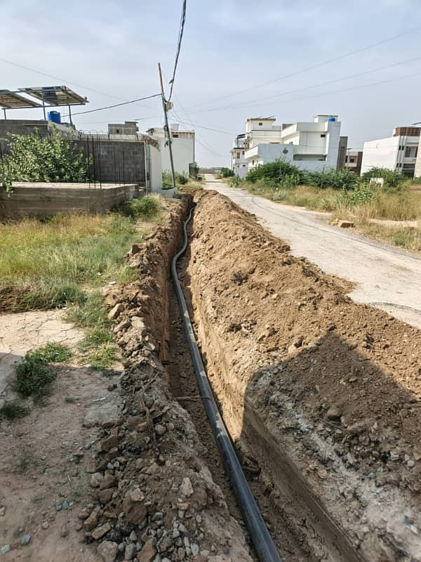 Commercial 200 Squareyrd plot 2