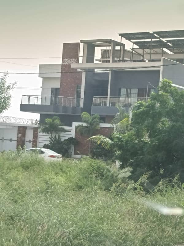 Commercial 200 Squareyrd plot 7