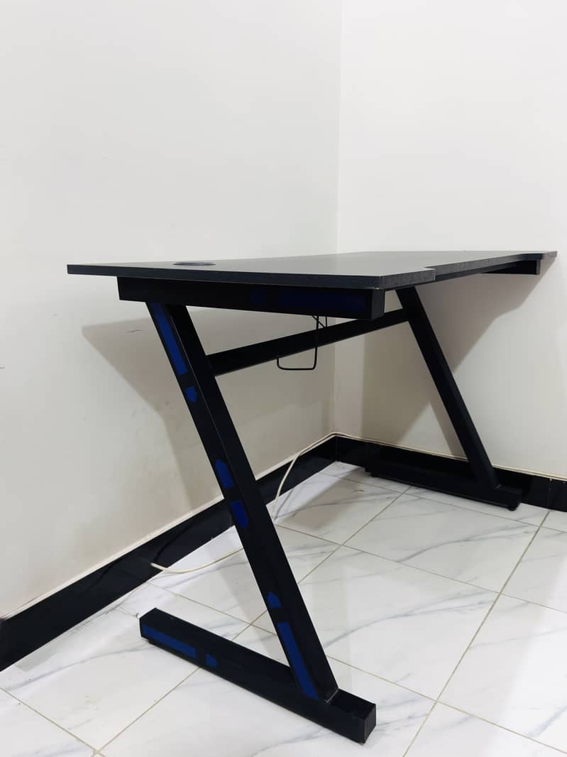 Gaming Setup Table 2