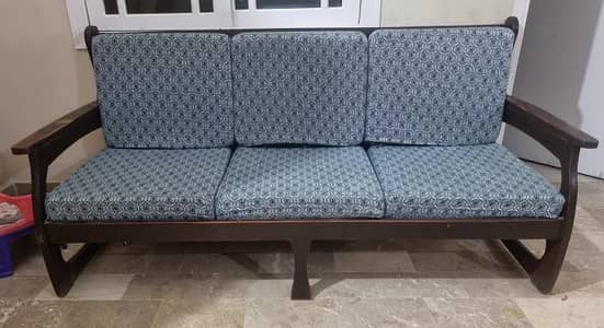 5 Seater Solid Wood Sofa Set for Sale.