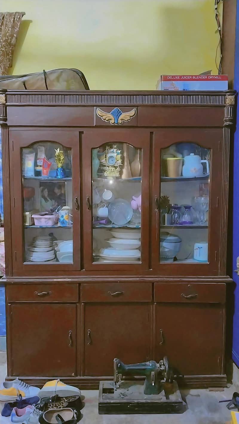 showcase/ dressing table 0