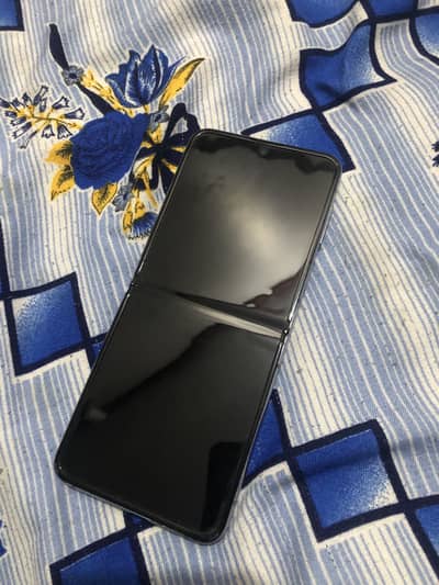 Samsung glaxy flip 4