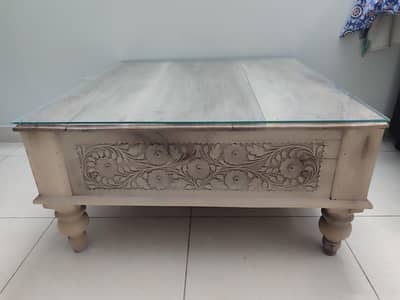 center table 3ft x 3 ft