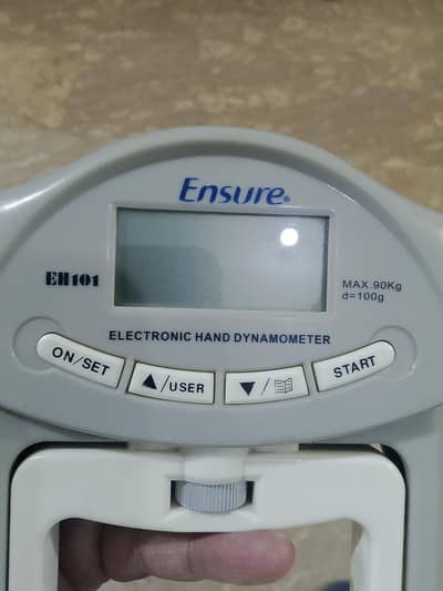 Electronic Hand Dynamometer (Grip Strength Meter) Medical Device