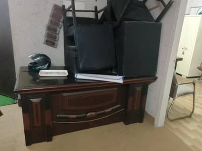 Office boss table with corner boss chair