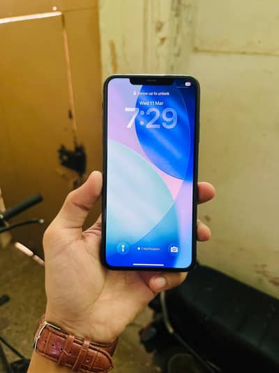 iPhone 11 Pro Max 64Gb Waterpack in Mint Condition