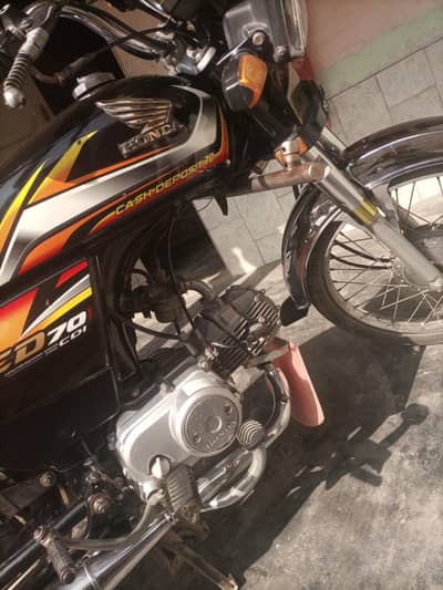 CD 70 for sale location pakpattan documents okay  model 22