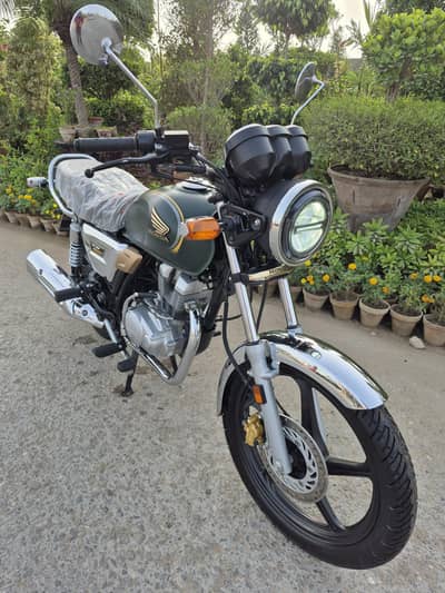 Honda CG-150 2026 Brand New Condition low mileage with Tubeless tyres