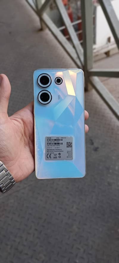 TECNO CAMON 20