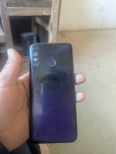 Infinix Hot8 for sale