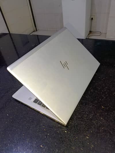 HP ELITE BOOK 840 G5 16 GB 256 GB
