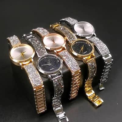 Imported Watch All over Pakistan Free delivery