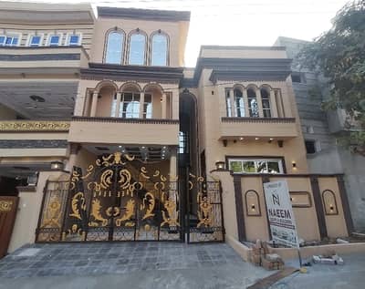 Prime Location Punjab Government Servant Housing Foundation (PGSHF) House Sized 7 Marla For sale