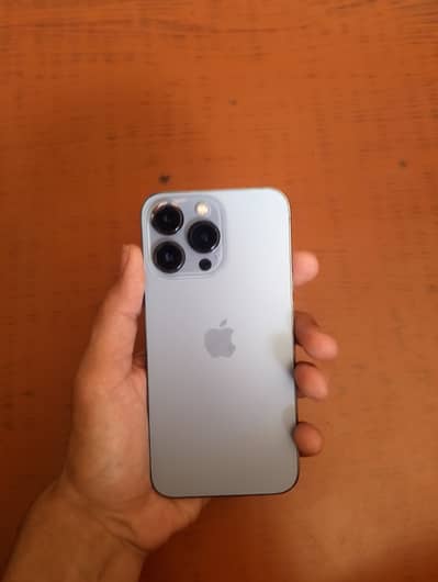 iPhone 13 pro Factory Unlock 128 GB