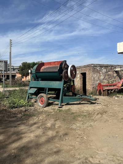 Thresher for sale  03484401096.03464788260