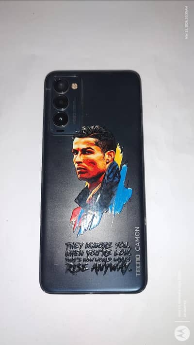 Tecno camon 18p 8/128gb with box.