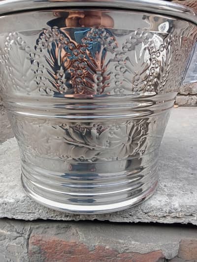 steel tup 13" size  wale per design ka Kam karwane ke Liye rabta Karen