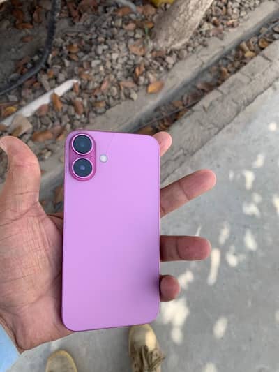 Iphone XR to 16 converted , 64 GB with original charger