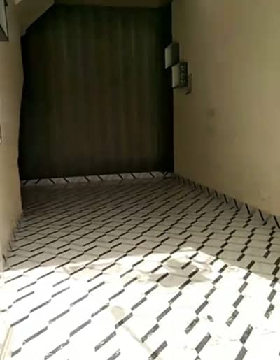 1 Marla double story office/shop/building for sale Faisal town gajjumate Lahore